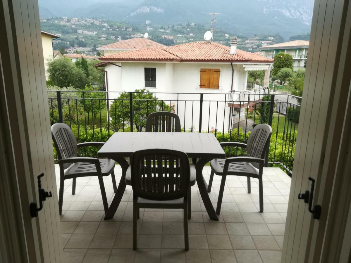 Corte Fasanella - Apartment Lilla ตอสโกลาโน มาแดร์โน ภายนอก รูปภาพ