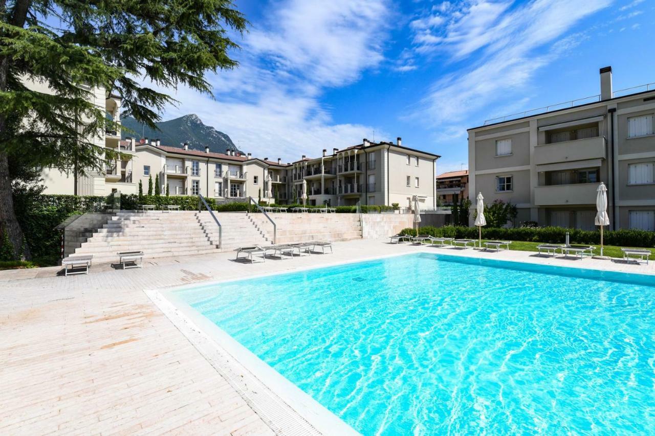 Corte Fasanella - Apartment Lilla ตอสโกลาโน มาแดร์โน ภายนอก รูปภาพ